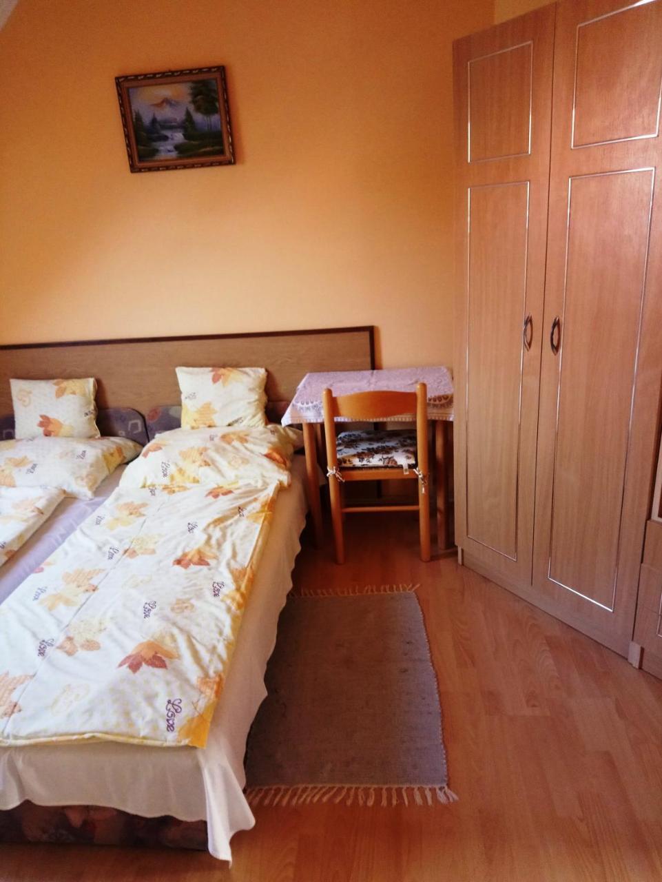Erika Vendeghaz Hotel Buk Luaran gambar